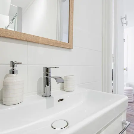 Apartment Duplex Pour 4 - Hyper Centre Epernay